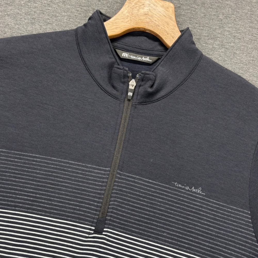 Travis Mathew Pullover Mens L Quarter Zip Striped Navy Long Sleeve Golf Sweater